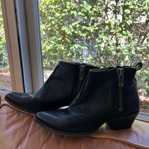 Frye Womens Leather Booties Size 8